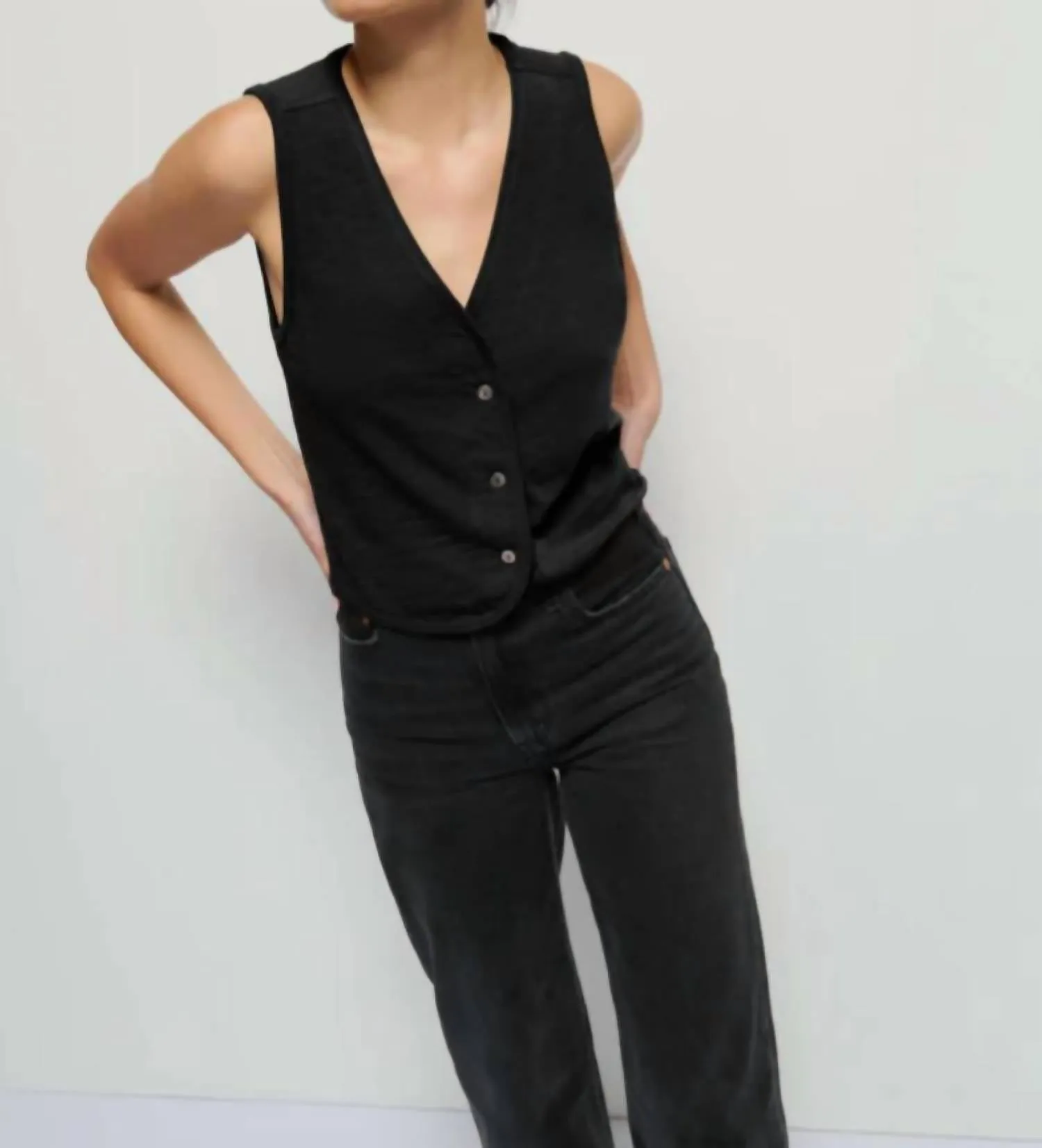 Vienna Vest In Jet Black