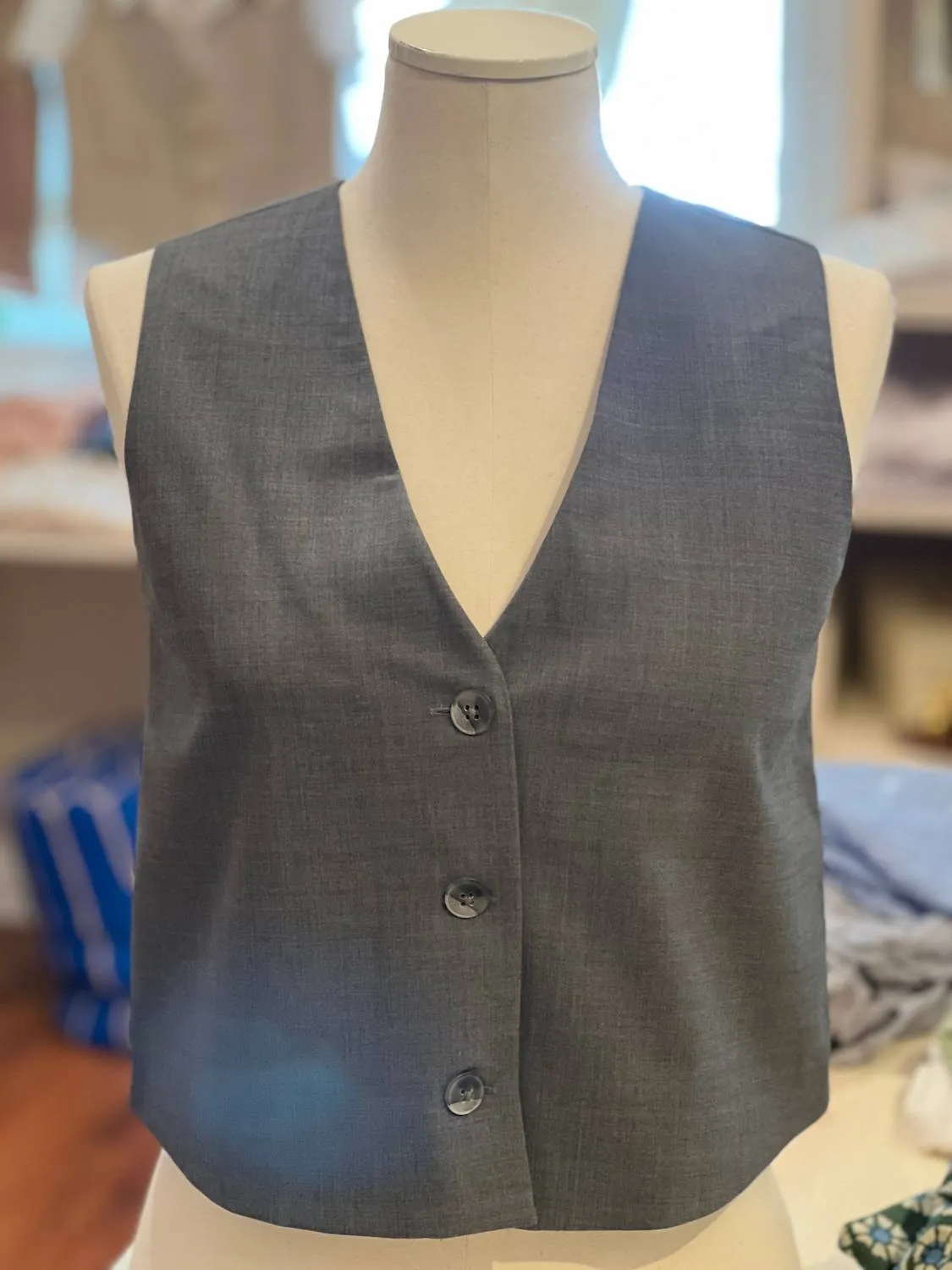 Vinny Vest In Charcoal Melange