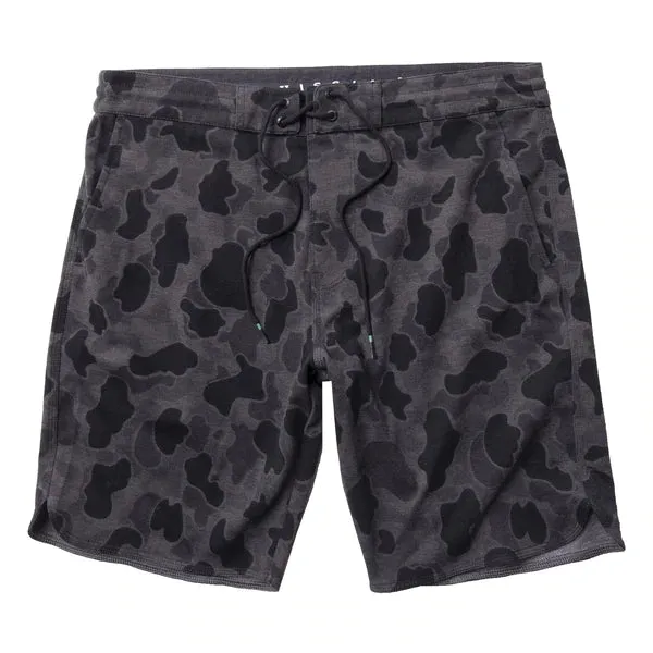 Vissla Locker Eco 18.5" Sofa Surfer Shorts - Black Camo