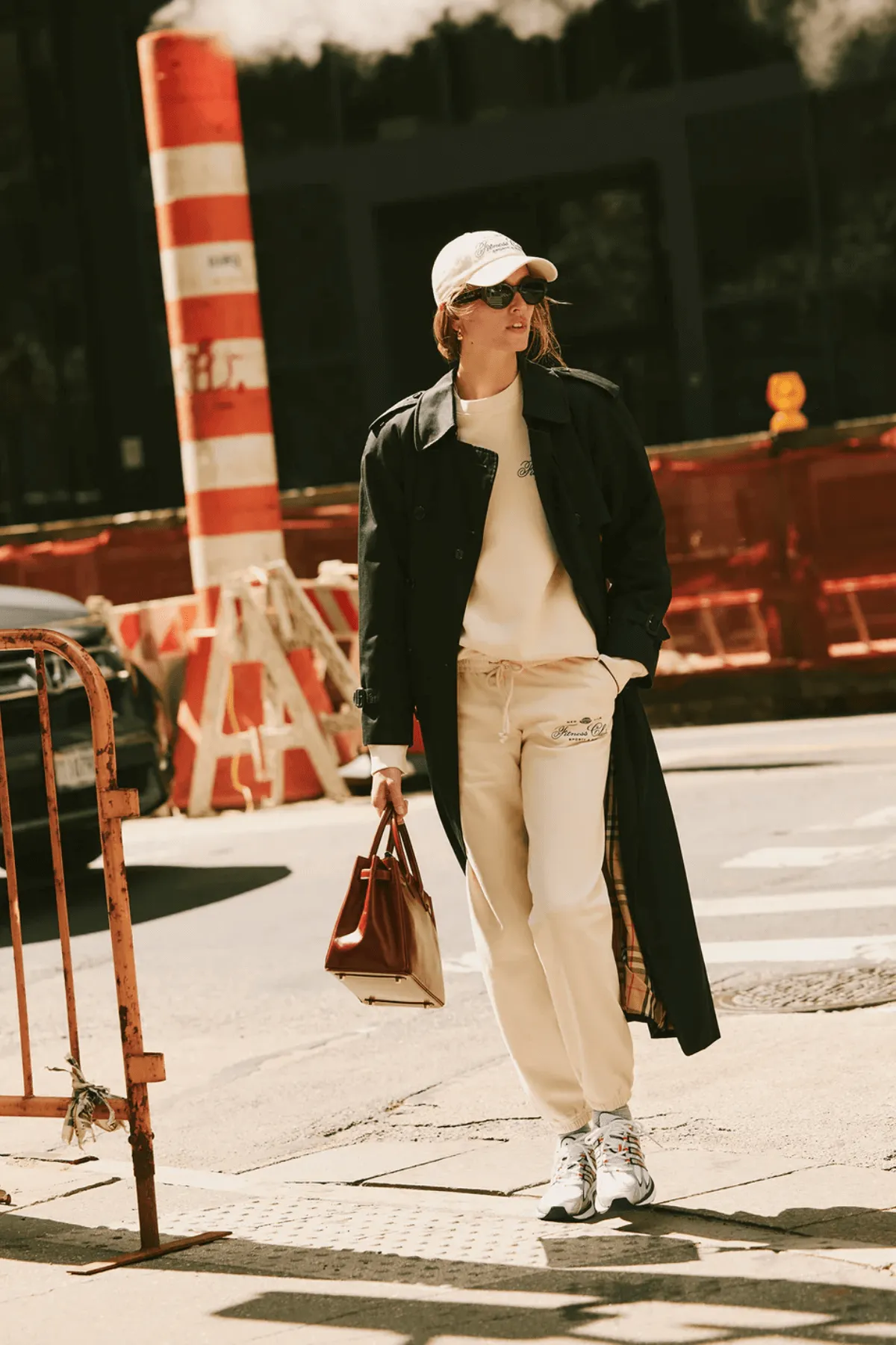 Womens Sporty & Rich Sporty & Rich Fitness World Sweatpant - Cream/ Alpine